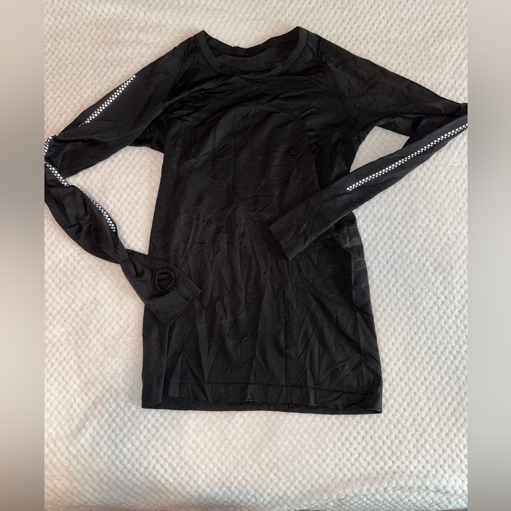 Lululemon Swiftly Tech Long Sleeve Crew Reflective